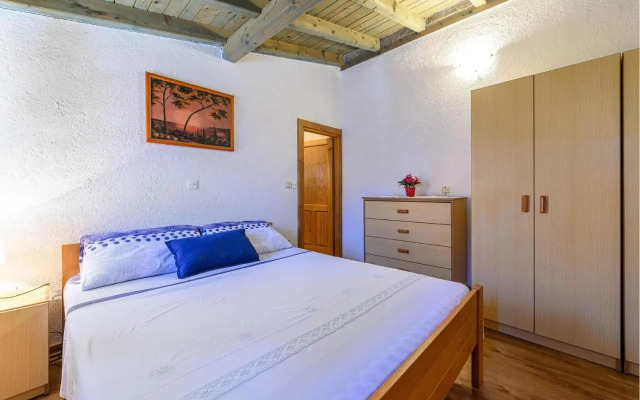 One-Bedroom Holiday home Jadrija with a Fireplace 03