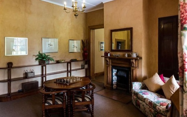 Old Halliwell Country Inn