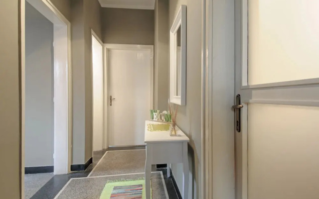 3 BDR Top Center Artistic Apartment - 115 m2