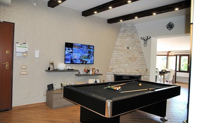 Villa Giselda With Private Pool and Outdoor Whirpool