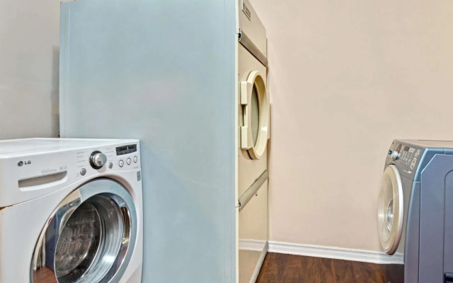 Falls Lodge by the Falls