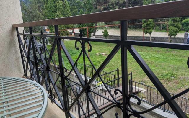 Riverside Borjomi