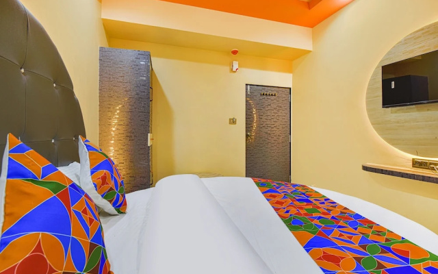 Fabhotel Max Inn