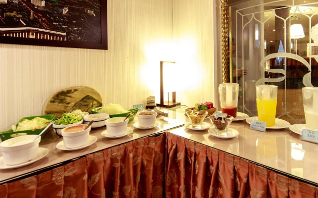 Chungli Business Hotel