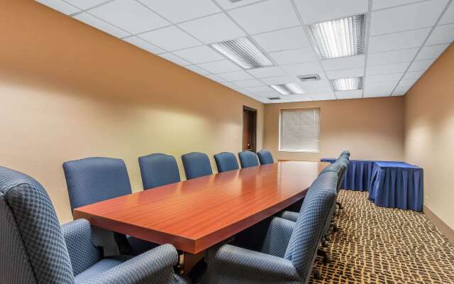 Comfort Inn Cleveland Airport