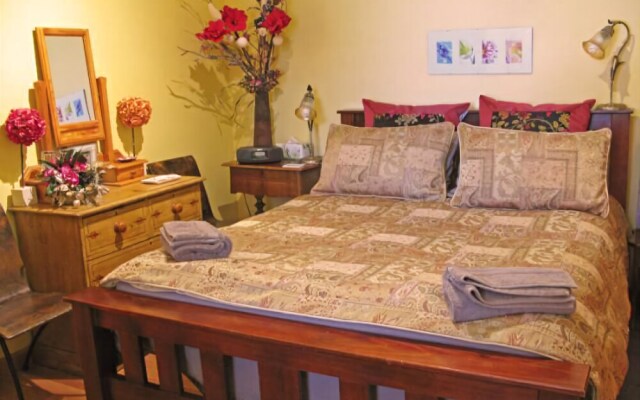 Roseneath Villa B&B