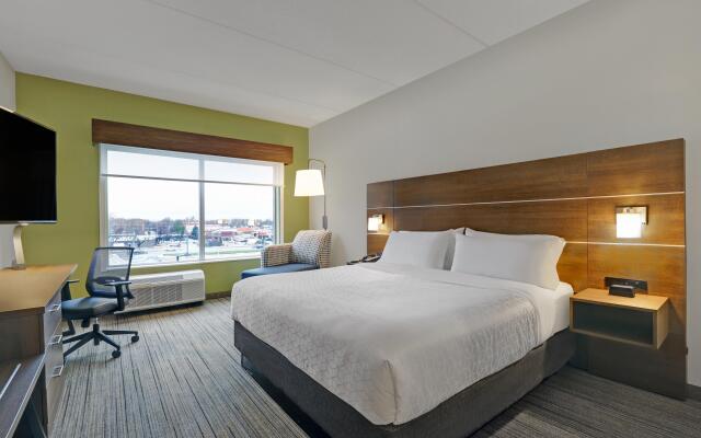 Holiday Inn Express & Suites Collingwood, an IHG Hotel