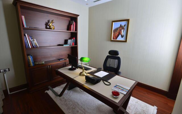 Wellborn Luxury Hotel