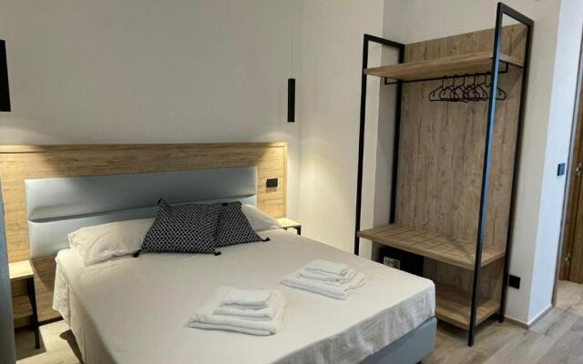 Bari Airport B&B