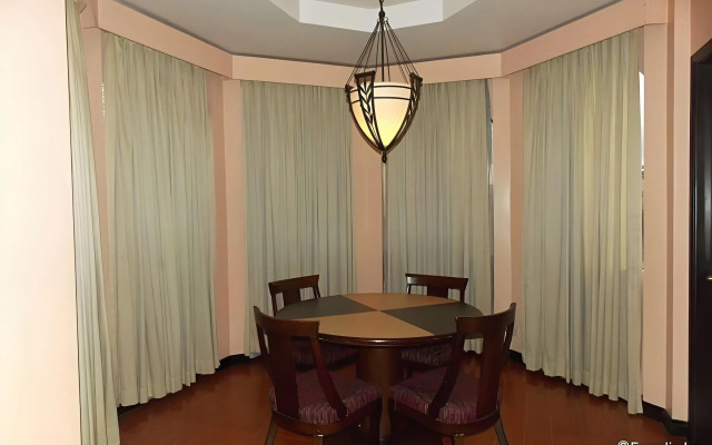 Planta Centro Bacolod Hotel & Residences