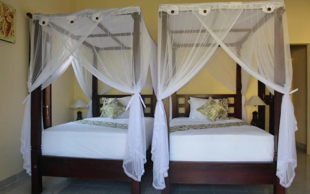 Bintang Beach Villas