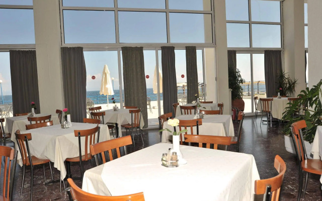 NLH Mati Seafront - Neighborhood Lifestyle Hotels