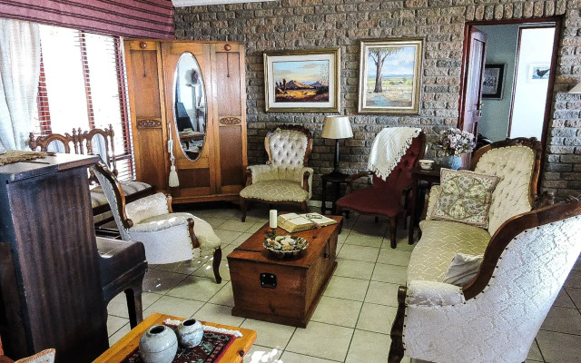 Amzee Bokmakierie Guest House