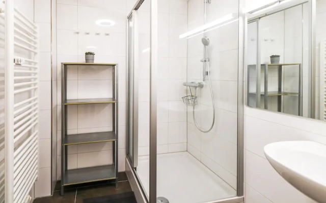 Designer hostel room for 2
