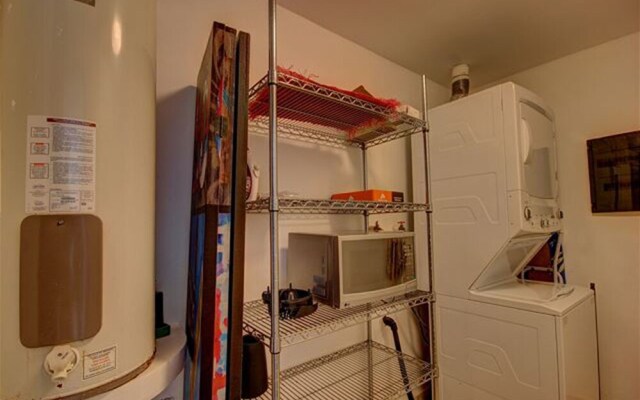 Elements 206 by Tripintravel