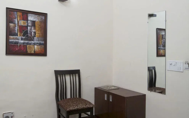 OYO Premium Medanta 2