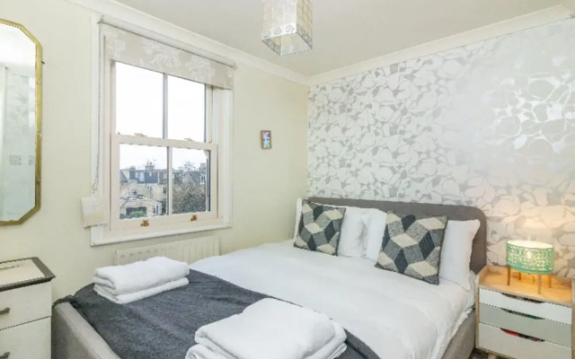 The River Cam Escape - 5bdr With Private Pond & Garden