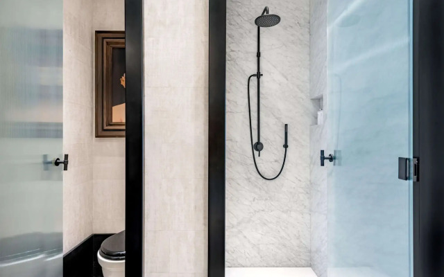 Hotel Montera Madrid, Curio Collection By Hilton