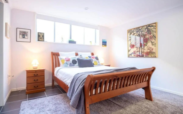 Large families and friends unite here! The Perfect Holiday Spent all Together – Guest Rooms – Diddillibah