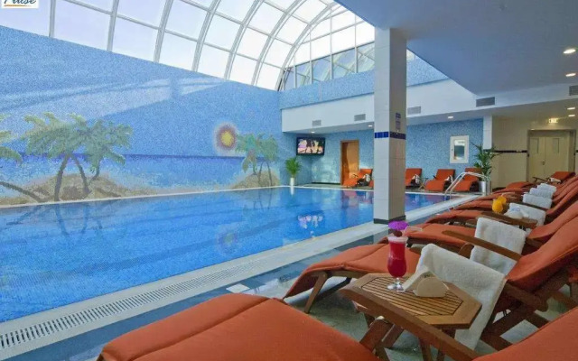 Ayla Hotel