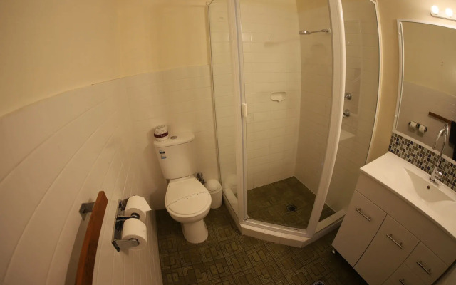 Sleepy Hill Motor Inn
