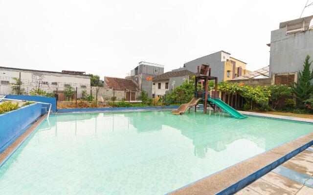RedDoorz Hostel @ Dago 2