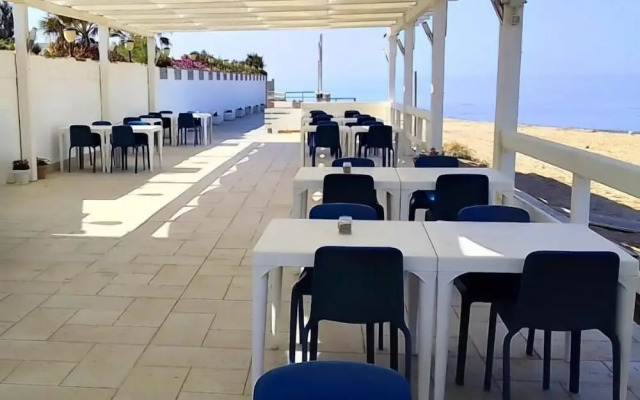 Costa Fenicia - Aura Club