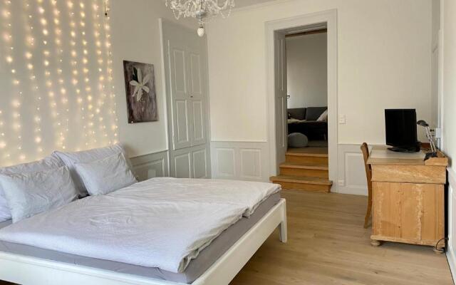 Beautiful studio in a villa from 18th century