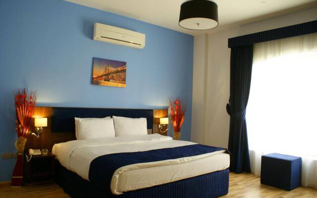 Weekend Hotel & Apartments