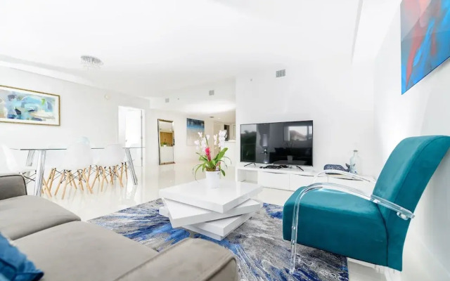 Moderno by Bay Harbor One