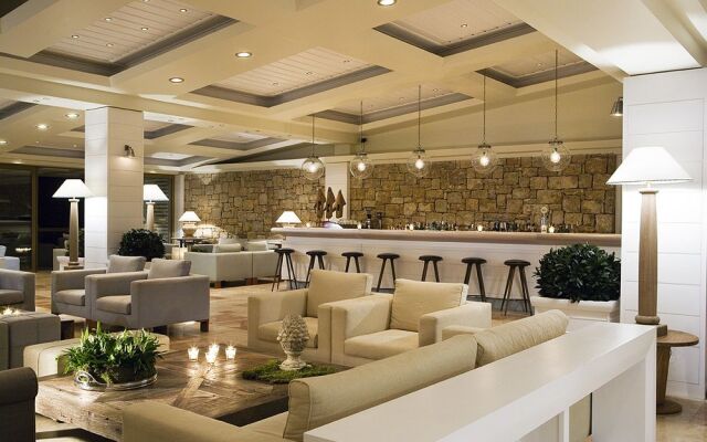 Курорт Sani Resort