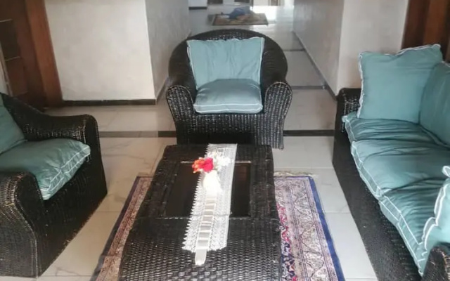 Maison Blanche Biteng