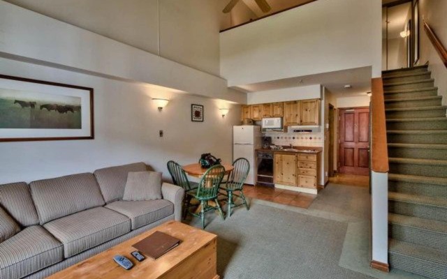 Hearthstone Lodge