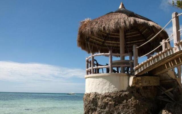 RedDoorz Premium @ Flower Beach Anda