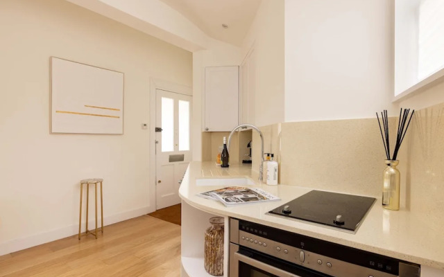 Charming One-bedroom Retreat in Historic Bath
