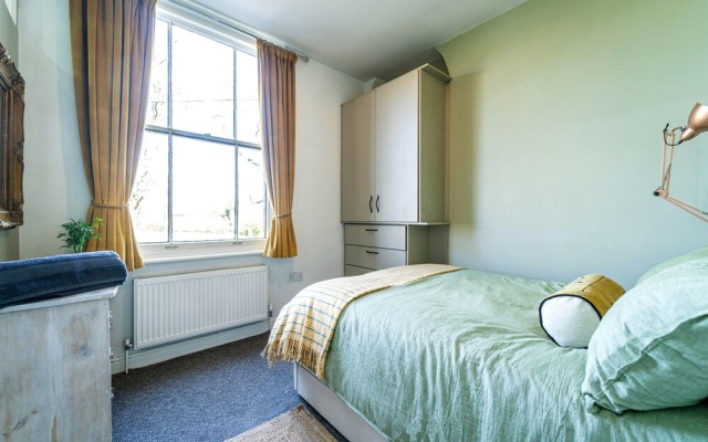 The Penthouse at 31A