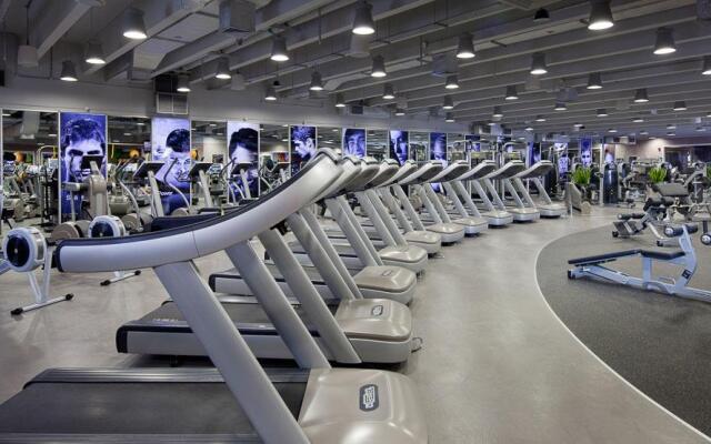 Jumeirah Emirates Towers Dubai