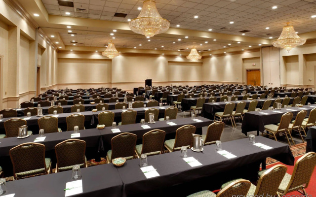 Holiday Inn Harrisburg - Hershey Area, I-81 by IHG