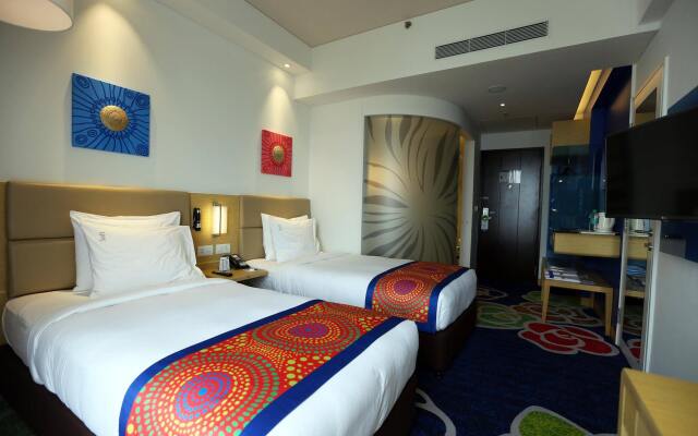 Holiday Inn Express Chennai Old Mahabalipuram Road