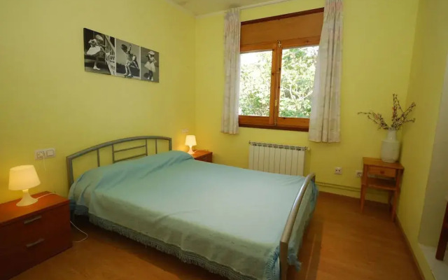 Peaceful Villa in Canyelles With Swimming Pool
