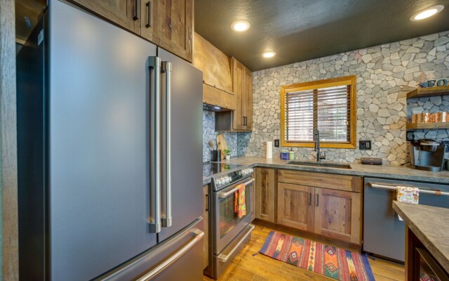 Peaceful Cabin Between Flagstaff & Sedona!