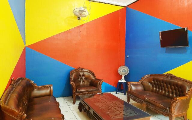 OYO 2229 Bunga Raya Residence