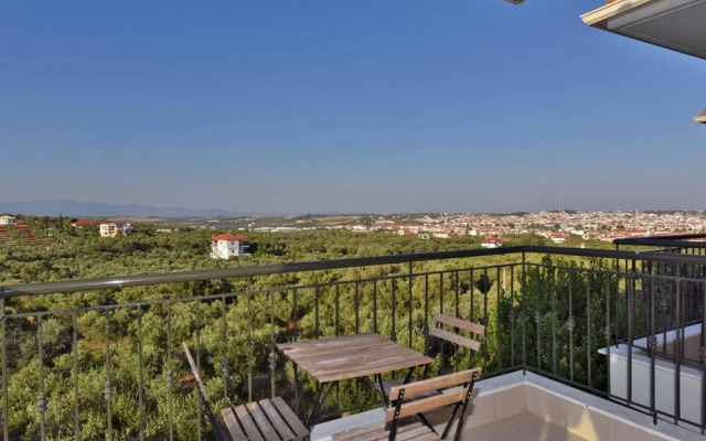 Eleon Maisonettes (left) - Nea Moudania Halkidiki