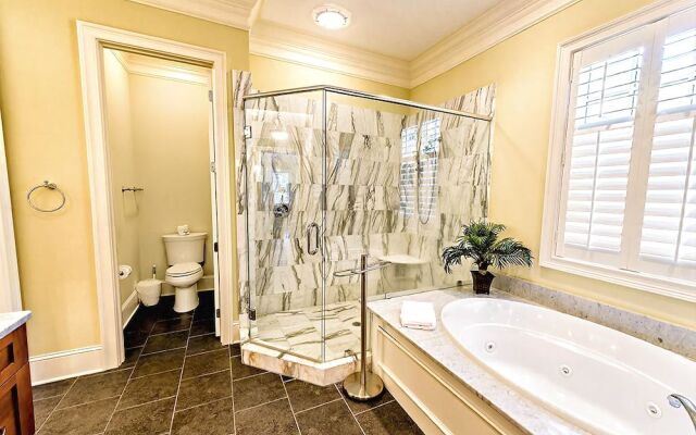 Su Casa 5 Bedroom Holiday Home