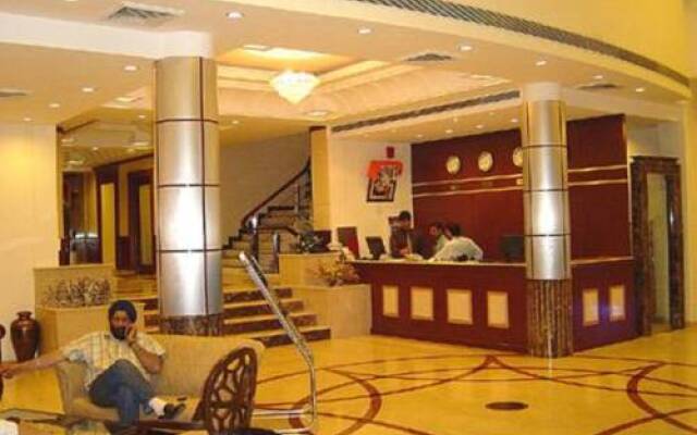 Hotel Raj Continental