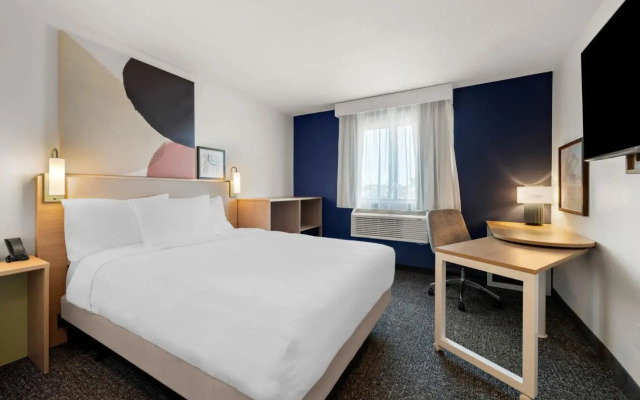 SureStay Hotel by Best Western Norfolk Little Creek