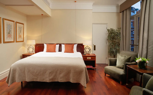 St. James' Court, A Taj Hotel, London