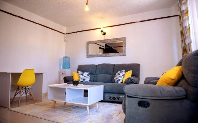 JuVee Place -Two Bedroom Apartment, Nanyuki