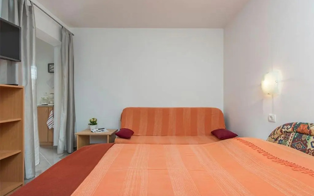 Studio Novigrad 2536b