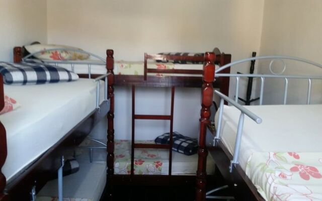 Maracujá Hostel